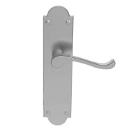 Carlisle Brass Victorian Shaped Scroll Lever Latch Satin Chrome