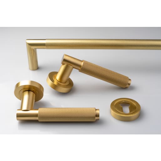 Carlisle Brass Varese Knurled Lever on Rose Satin Brass