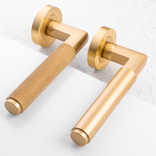 Carlisle Brass Masano Lever On Rose Satin Brass