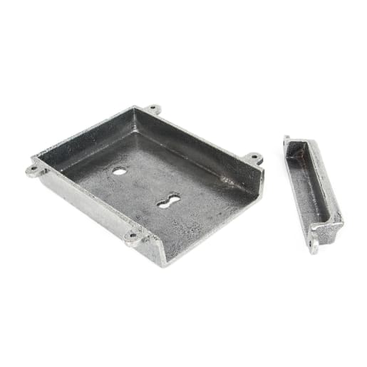 From The Anvil Pewter Rim Lock & Cast Iron Cover