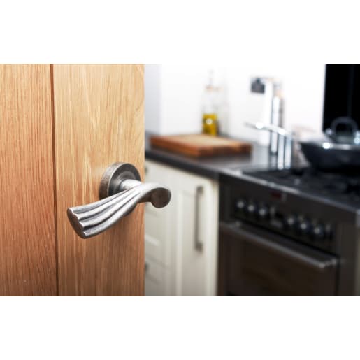 Old English Richmond Lever on Round Rose Distressed Silver