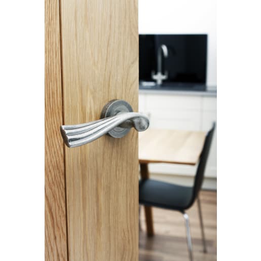 Old English Richmond Lever on Round Rose Distressed Silver